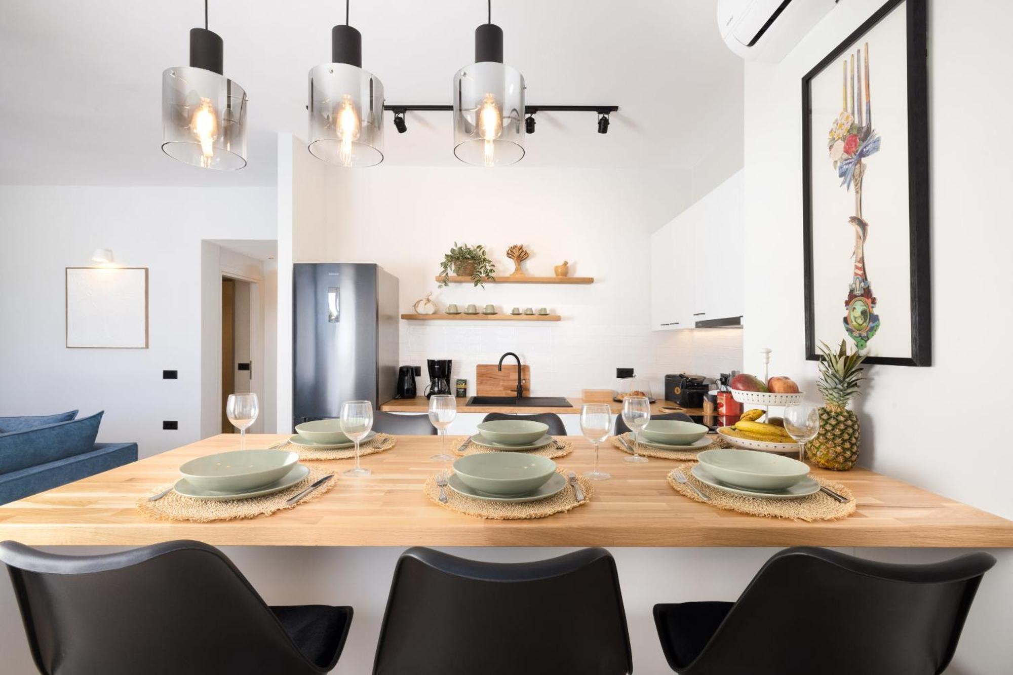 Porta Luxury Residence, By Tk Management * Laganas