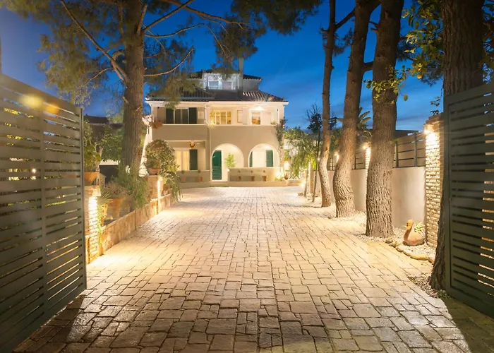 Porta Verde Luxury Residence, By Tk Property Management